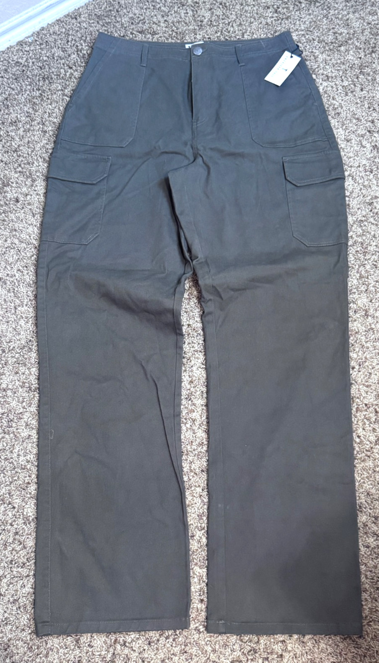 NWT American Tall Womens Cargo pants 16T olive green travel military utility